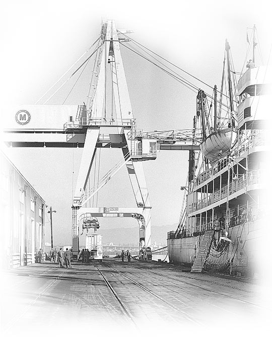 the first container crane